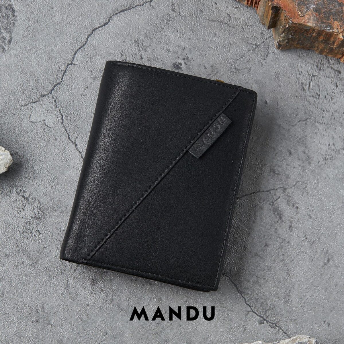 Mandu Branded Premium Quality Original Leather Vertical Wallet