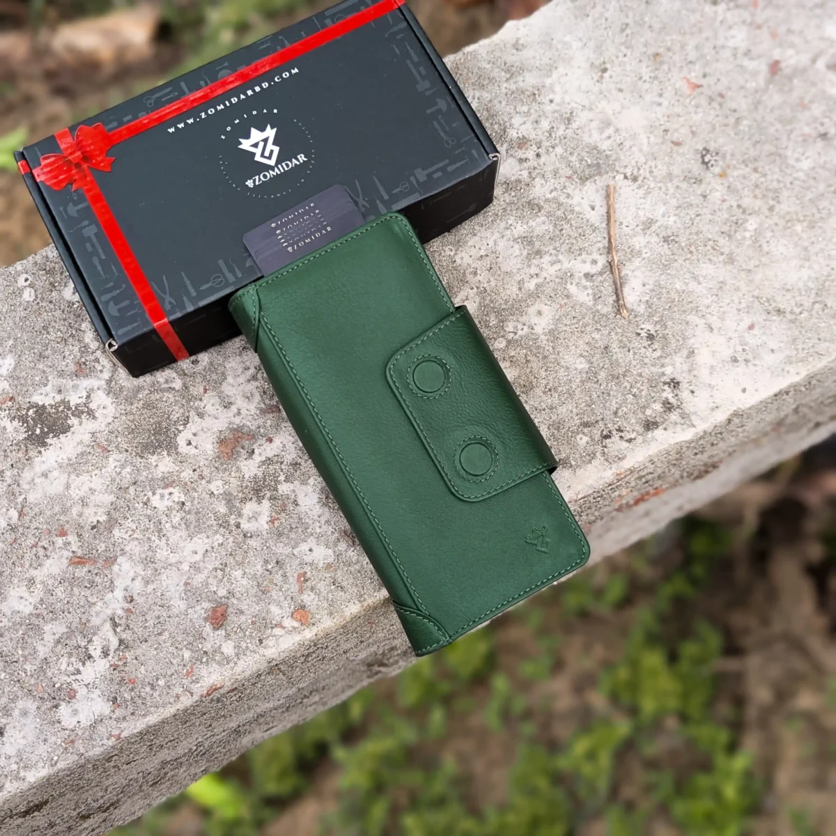 RFID Genuine Leather Long Wallet with Metal Card Holder – Slim, Secure & Multifunctional