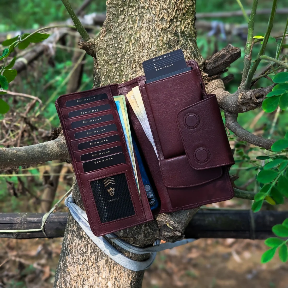 RFID Genuine Leather Long Wallet with Metal Card Holder – Slim, Secure & Multifunctional