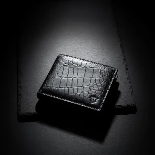 Slim Crocodile Pattern Genuine Leather Wallet